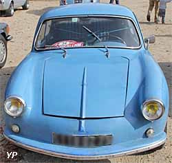 Alpine A106