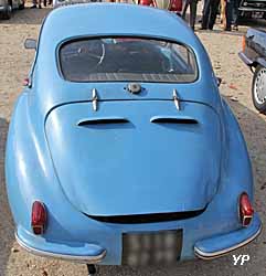 Alpine A106