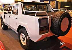 Lamborghini LM002