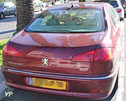 Peugeot 607