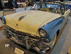 Ford Fairlane