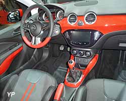 Opel Adam