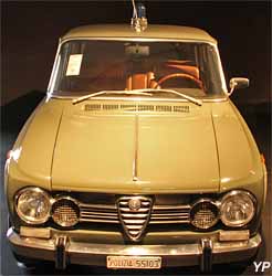 Alfa Romeo Giulia 1600 Super Polizia