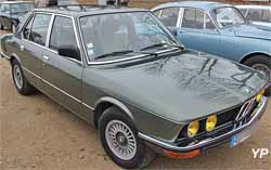 BMW 525 (E12)