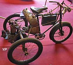Clément Tricycle à moteur De Dion