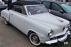 Studebaker Champion 1946 (3e série) Regal convertible