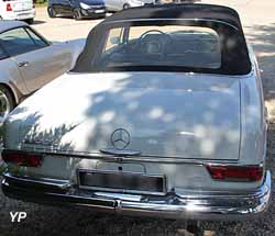 Mercedes 220 SE cabriolet (W111)