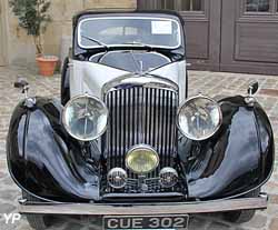 Bentley 4 1/4 l (Derby) Aerofoil Sports saloon