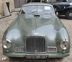 Aston Martin DB2 (calandre en 3 parties)