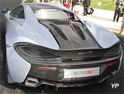 McLaren 570S