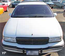 Oldsmobile Custom Cruiser (III)