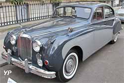 Jaguar Mark VIII