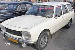 Peugeot 504 break familiale Renforcé