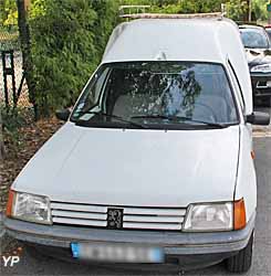 Peugeot 205 F (fourgonnette)