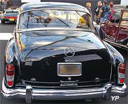 Mercedes 300d (W189) berline