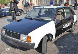 Renault 14 TS pie Police