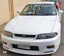 Nissan Skyline GT-R (R33)