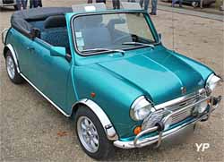 Rover Mini Seaway cabriolet Arc de Triomphe