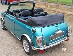 Rover Mini Seaway cabriolet Arc de Triomphe