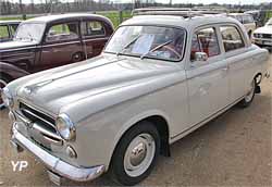 Peugeot 403 B7 Confort