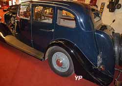 Delage D8-85 limousine usine