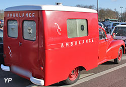 Peugeot 203 ambulance