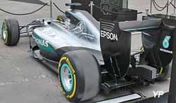 Mercedes F1 W07 Hybrid