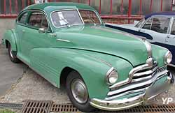 Pontiac Streamliner 8 Sedan Coupé