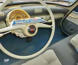 Panhard PL17 Grand Standing coupleur Jaeger