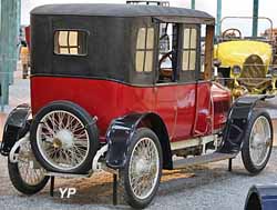 De Dion Bouton type DH limousine