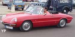 Alfa Romeo Spider Duetto