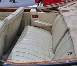 Bentley Continental S1 cabriolet Park Ward