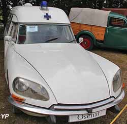 Citroën ID 21 Ambulance Currus