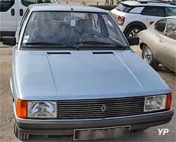 Renault 9 Automatic