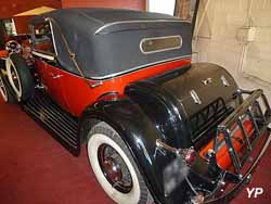 Chrysler Imperial Custom convertible coupé De Villars