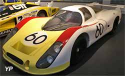 Porsche 908