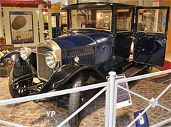 Peugeot 153 BRA Limousine Chapron