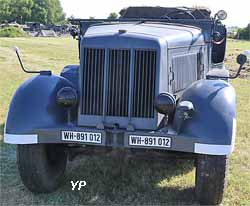 Mercedes SdKfz 8 Schwerer Zugkraftwagen 12 tonnes