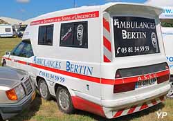 Citroën XM ambulance 4 portes, 6 roues, Tissier