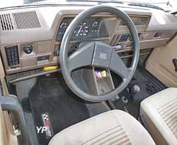 Opel Corsa A 4 portes Viva