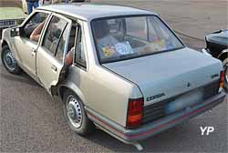 Opel Corsa A 4 portes Viva