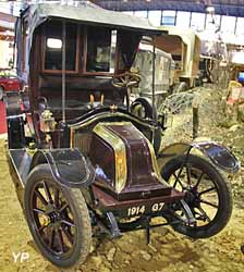 Renault type AG1 - taxi de la Marne