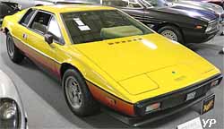 Lotus Esprit S2