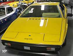 Lotus Esprit S2