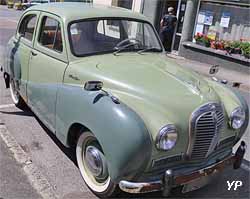 Austin A40