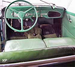 Chenard & Walcker Aigle 22 cabriolet Vutotal