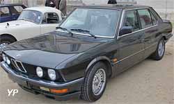 BMW 528i (E28)