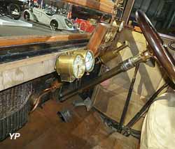 De Dion-Bouton type AX 15 HP double berline Roussille