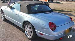 Ford Thunderbird 2002