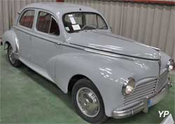 Panhard Dyna X